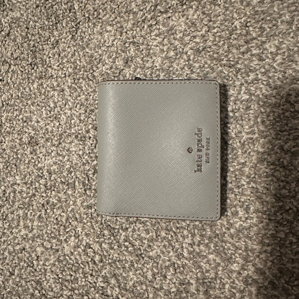 Kate Spade Gray Wallet